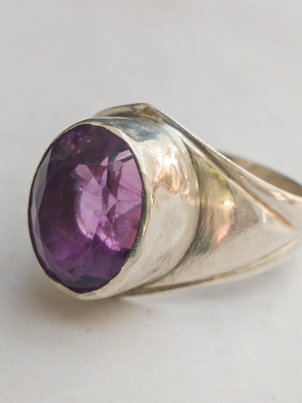 Vintage ’90s Plum Traders 925 Sterling Amethyst Modernist Ring Sz 7½